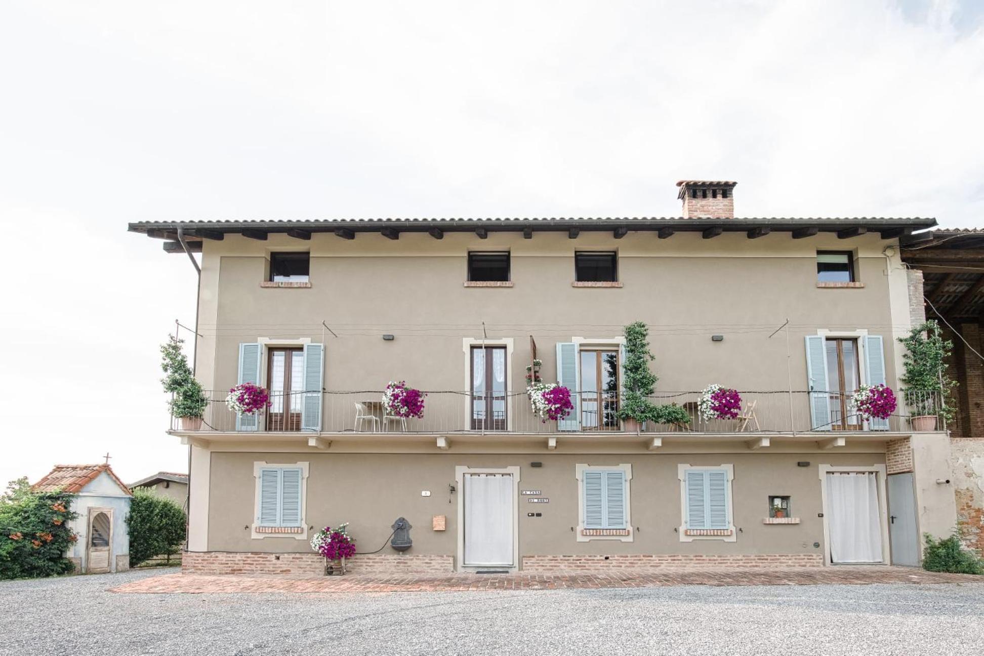 La Casa Di Roby-1 Appartamento La Morra Con Piscina Exterior photo