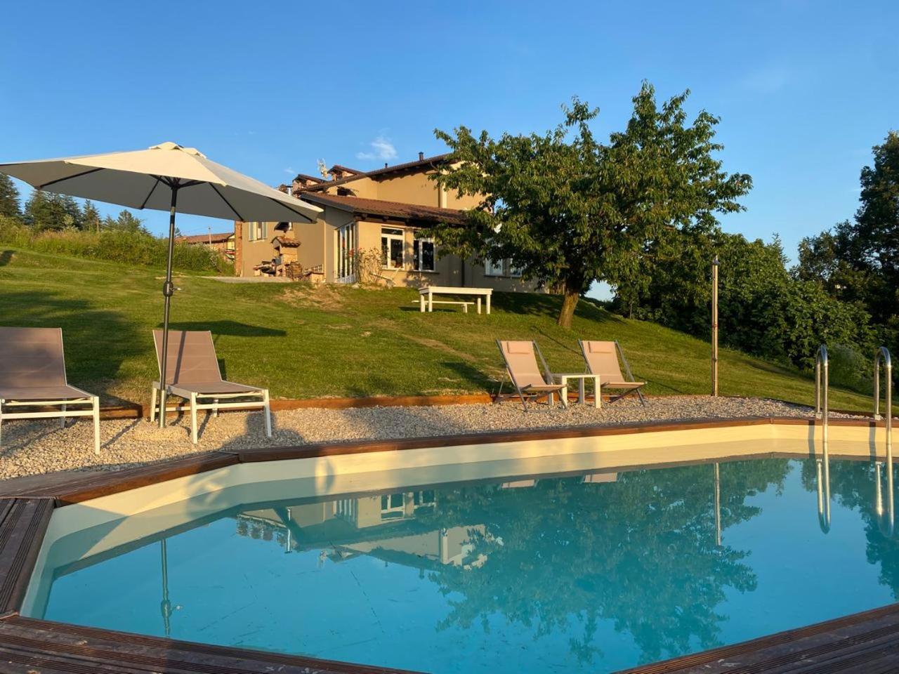 La Casa Di Roby-1 Appartamento La Morra Con Piscina Exterior photo